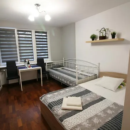 Twarda Apartman *